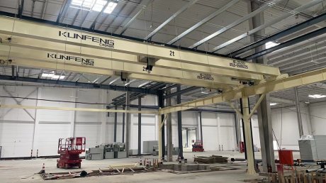 集成电路引线框架材料行车搬运解决方案